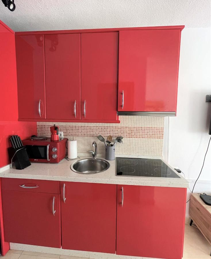 Ver93 - Redstudio Torremolinos Exteriör bild
