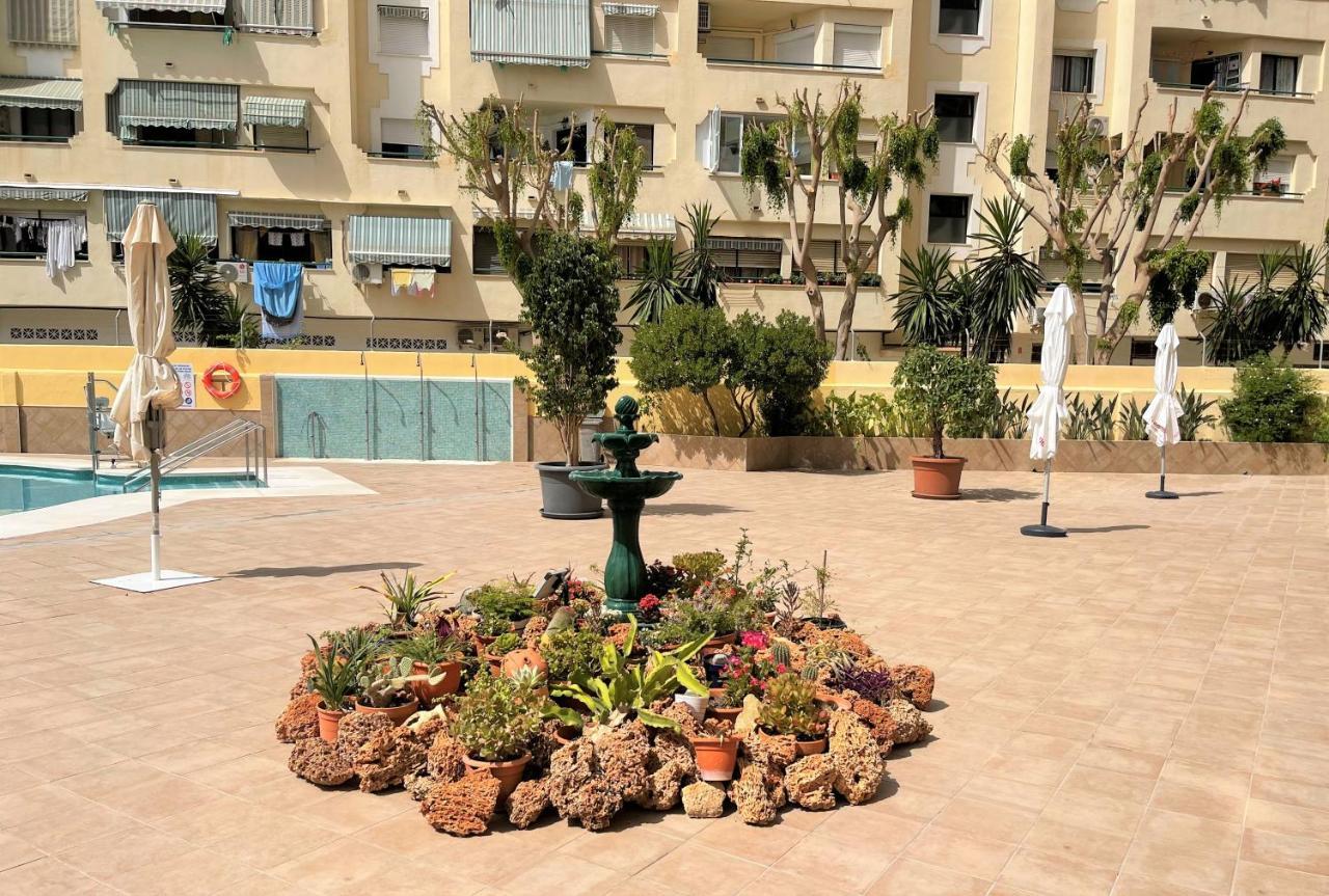 Ver93 - Redstudio Torremolinos Exteriör bild